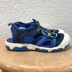 Nerteo Kids Sandals Toddler Water Shoes